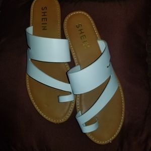 Sandal